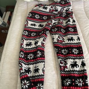 Flannel lined Christmas leggings.